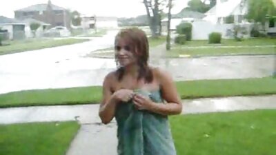 Một cô gái tốt đặt chân lên vòi nước để xoa bóp nó thực phim sex gay nhat ban vietsub sự tốt