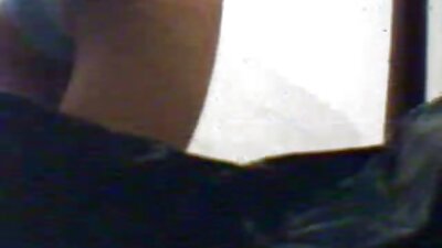 Một chàng trai có hình xăm đang thò vòi nước phim sex gay nhat ban vietsub của mình vào mông lớn của con điếm